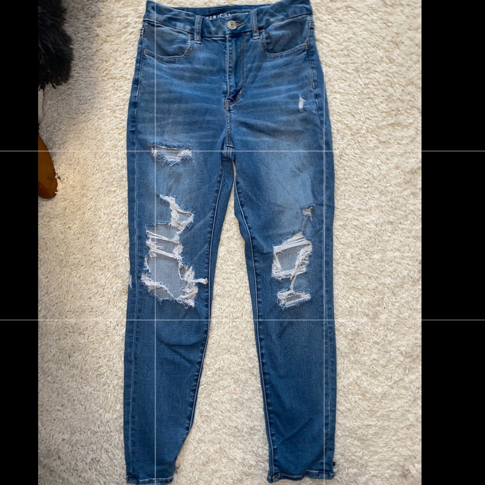 American Eagle Medium Wash Jeans